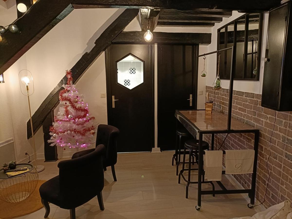 Apartamento Le Coeur Du Centre Historique Refait A Neuf Honfleur Exterior foto